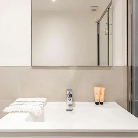 아파트 Grecale Flexyrent Apt. Ac, Parking, Close To