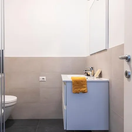 Grecale Flexyrent Apt. Ac, Parking, Close To 아파트 *